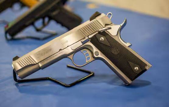 ਅਸੀਂ ਜਿਸ ਪਿਸਤੌਲ ਦੀ ਗੱਲ ਕਰ ਰਹੇ ਹਾਂ ਉਹ ਅਸ਼ਾਨੀ ਐਮਕੇ ਸੀਰੀਜ਼ ਦੀਆਂ ਬੰਦੂਕਾਂ ਹਨ। ਇਨ੍ਹਾਂ ਦੀ ਰੇਂਜ 15 ਤੋਂ 18 ਮੀਟਰ ਹੈ ਅਤੇ ਸਭ ਤੋਂ ਖਾਸ ਗੱਲ ਇਹ ਹੈ ਕਿ ਇਹ ਸਾਰੇ ਪਿਸਤੌਲ 0.32 ਬੋਰ ਦੀਆਂ ਬੰਦੂਕਾਂ ਹਨ। ਇਨ੍ਹਾਂ ਦੀ ਵਰਤੋਂ ਸਿਰਫ਼ ਤੁਹਾਡੀ ਆਪਣੀ ਸੁਰੱਖਿਆ ਲਈ ਕੀਤੀ ਜਾ ਸਕਦੀ ਹੈ।