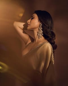 Mouni Roy Looks Like A Goddess Draped In Golden Saree, Check Out All Pics