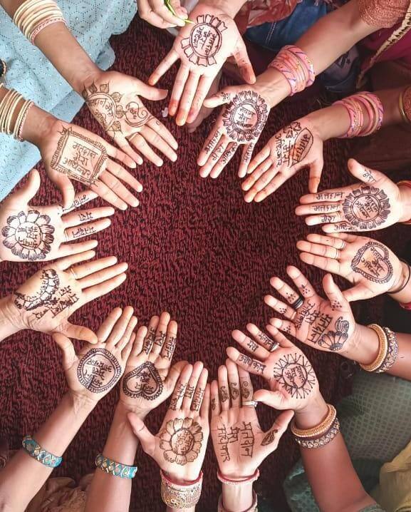 इसके साथ ही जिला प्रशासन द्वारा कहीं रंगोली तो कहीं रैलियों के माध्यम से कोटा में अधिक से अधिक मतदान हो इसका प्रयास किया जा रहा है.