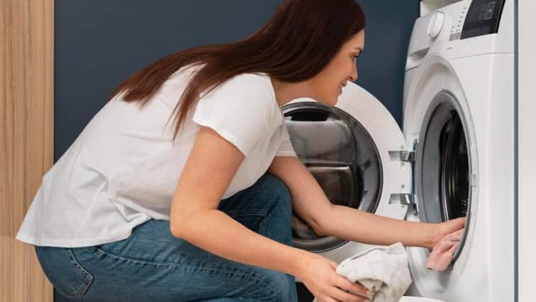 Care Tips for Cotton Clothes in Washing Machines Home Tips : वॉशिंग मशीन में कॉटन के कपड़े धोते समय इन बातों का रखें ध्यान, वरना हो जाएंगे जल्दी पुराने