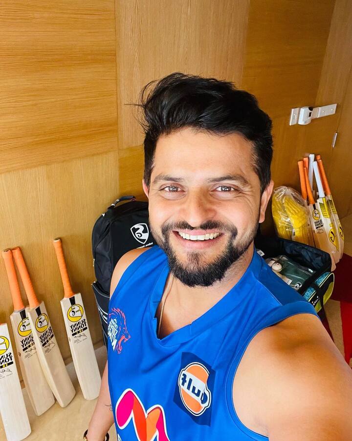 सुरेश रैना: मिस्टर आईपीएल कहे जाने वाले सुरेश ने 2135 गेंदों में टूर्नामेंट में 3000 रनों का आंकड़ा छुआ था. रैना चेन्नई सुपर किंग्स के लिए अहम खिलाड़ी रहे.