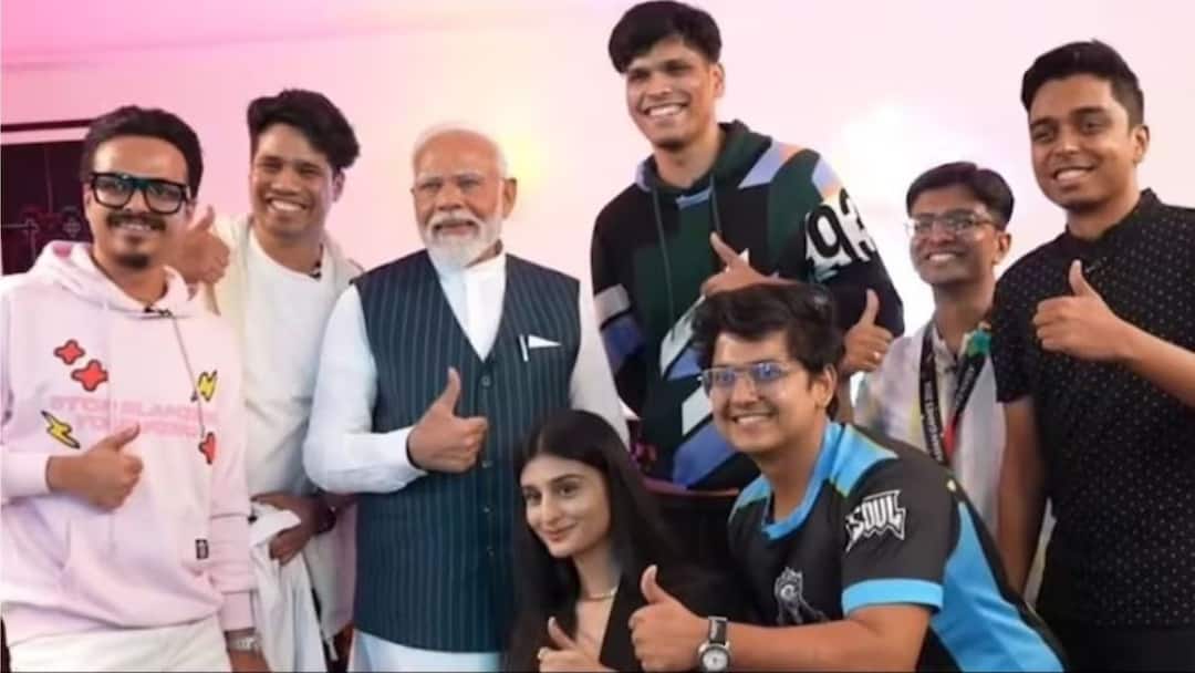 PM Narendra Modi Meets Gamers PM Modi Noob Word Meaning Pointed Congress Rahul Gandhi 2024 Lok Sabha Election PM Modi News: क्या है Noob, जिसका गेमर्स ने किया जिक्र तो ठहाके लगाकर हंसने लगे PM मोदी? कहा- 'अगर मैं चुनाव में...'