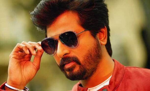 அதன் பின்னர் கோட் திரைப்படத்தை பிஸியாக இயக்கி வரும் இயக்குநர் வெங்கட் பிரபு இயக்கத்தில் சிவகார்த்திகேயன் நடிக்கிறார் என்ற தகவலும் வெளியாகி உள்ளது.