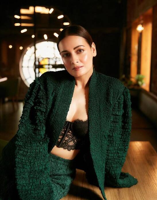 दिया के करियर की हिट और ब्लॉकबस्टर फिल्मों में संजू, लगे रहो मुन्ना भाई और शूटआउट एट लोखंडवाला शामिल हैं.