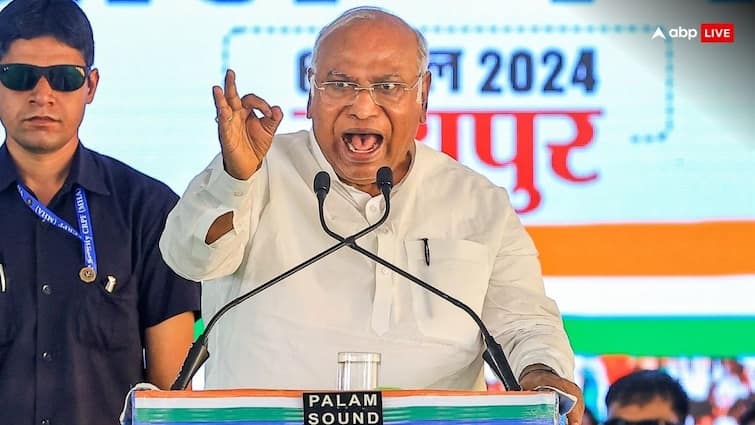 ‘चीन पर जयशंकर का बयान उसे क्लीन चिट देने जैसा’, बोले कांग्रेस चीफ मल्लिकार्जुन खरगे ‘चीन पर जयशंकर का बयान उसे क्लीन चिट देने जैसा’, बोले कांग्रेस चीफ मल्लिकार्जुन खरगे