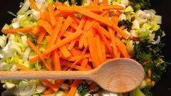 Vegetable Stew: இடியாப்பத்திற்கு சூப்பர் காம்போ;கேரளா ஸ்டைலில் வெஜிடபிள் ஸ்டூவ் - ரெசிபி இதோ!