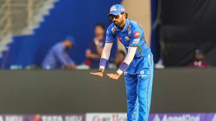 Hardik Pandya shown the exit door Dinesh Karthik ahead of Rishabh Pant in Indias T20 World Cup squad by Ambati Rayudu ना हार्दिक, ना पंत, 6 वेळच्या आयपीएल विजेत्यानं निवडला विश्वचषकासाठी संघ
