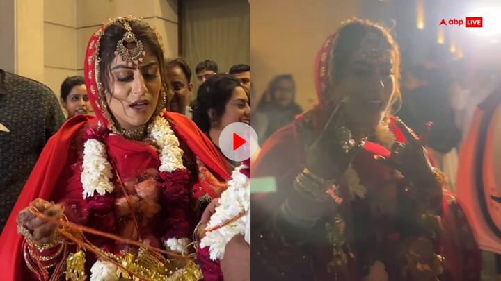 Bride felt happy during her vidaai infront of family wedding funny video goes viral Video: 'मम्मी रोना नहीं आ रहा यार...', दुल्हन ने हंसते-हंसते ली विदाई, घरवालों का रिएक्शन वायरल