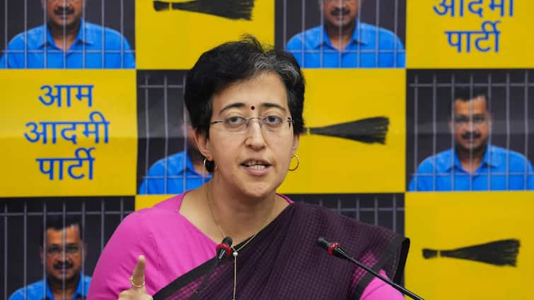 Atishi called BJP Sankalp patra jumla PM narendra Modi not fulfilled last promises Delhi Lok Sabha Election 2024 Lok Sabha Election 2024: आतिशी ने BJP के संकल्प पत्र को बताया 'जुमला', बोलीं- 10 साल में जो...