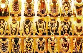 Gold Price Gold breaks records across Rs 73300 demand for jewelery falls due to high prices. Gold Price: ਸੋਨੇ ਨੇ ਤੋੜੇ ਰਿਕਾਰਡ 73300 ਰੁਪਏ ਦੇ ਪਾਰ, ਮਹਿੰਗਾ ਹੋਣ ਕਾਰਨ ਗਹਿਣਿਆਂ ਦੀ ਘਟੀ ਡਿਮਾਂਡ।