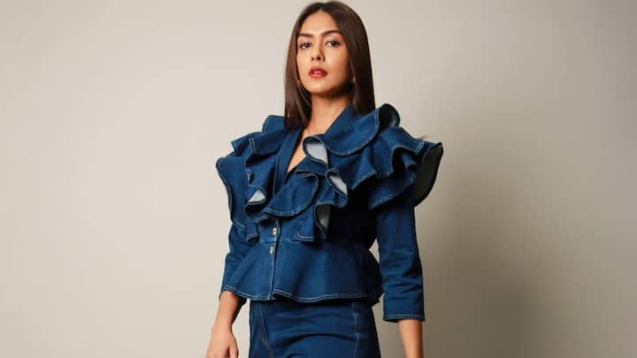 Take a look at Mrunal Thakur's trendy denim ensemble.