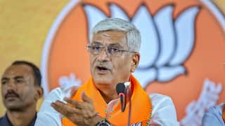 'वोट के लिए ममता बनर्जी ने बंगाल को जलने के लिए छोड़ा', मुर्शिदाबाद हिंसा पर भड़के गजेंद्र सिंह शेखावत