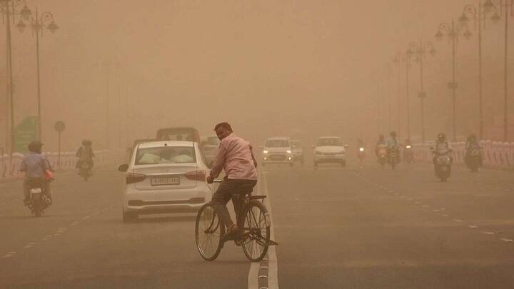 Dust storm is going to occur in some parts of Punjab, Haryana, Delhi and Rajasthan.  There may be light to moderate rain along with sporadic hailstorm in some areas.  The weather is going to be hot and humid in southern states like Coastal Andhra Pradesh, Rayalaseema, Tamil Nadu, Puducherry, Kerala.