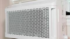 Summer Tips : उष्णता टाळण्यासाठी AC चालवा, पण वीज बिलाचीही बचत करायची आहे मग फॉलो करा या टिप्स.