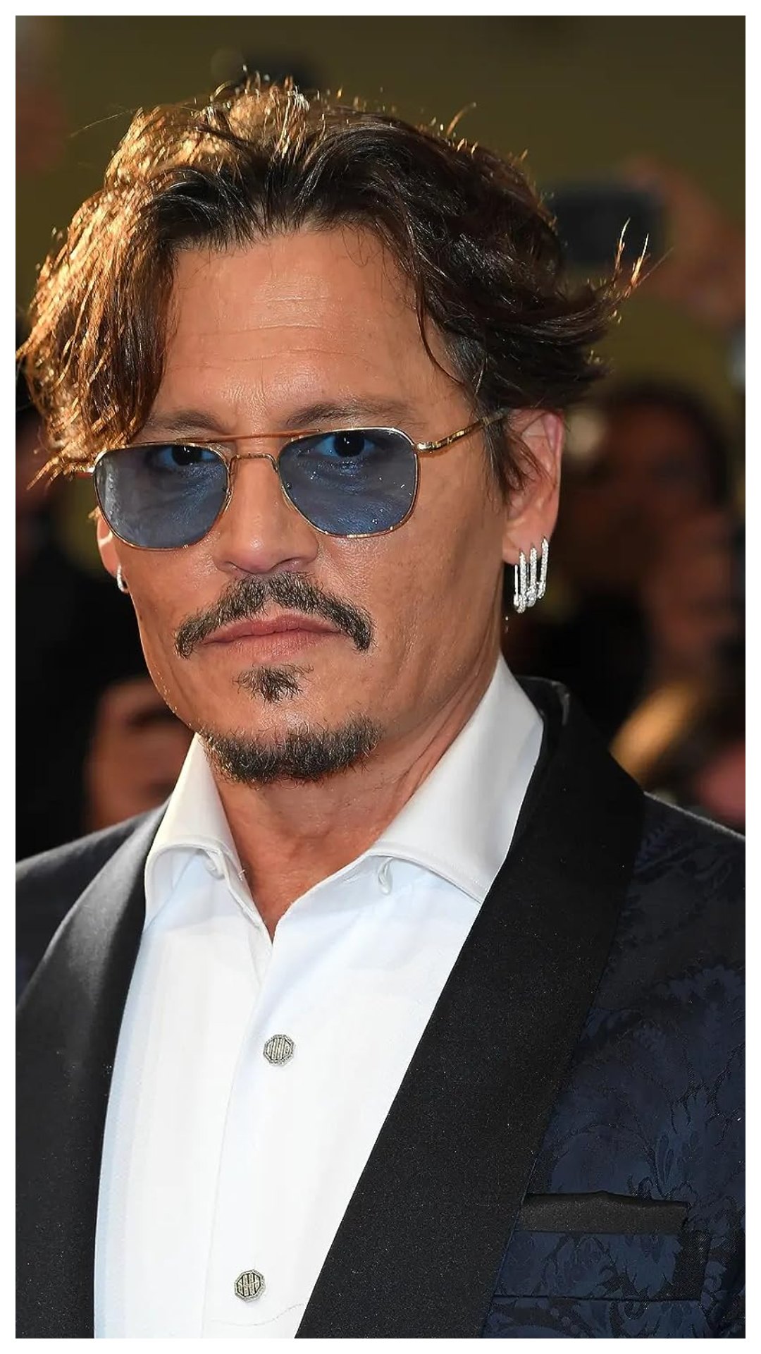 चौथे नंबर पर अमेरिकन एक्टर Johnny Depp का नाम है