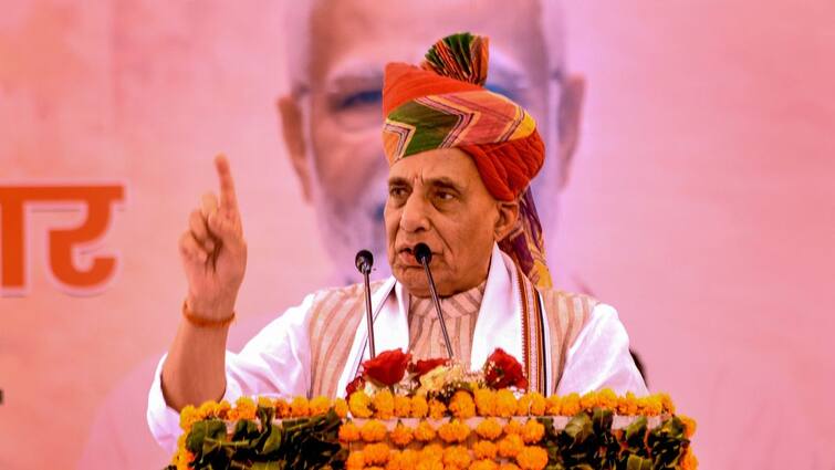 LS Polls: Defence Minister Rajnath Singh Says, 'India Has Capability To Hit Targets Within And Across Border' Lok Sabha Election 2024 Defence Minister Rajnath Singh PM Modi India Capability Hit Targets Within Across Border LS Polls: Defence Minister Rajnath Singh Says, 'India Has Capability To Hit Targets Within And Across Border'