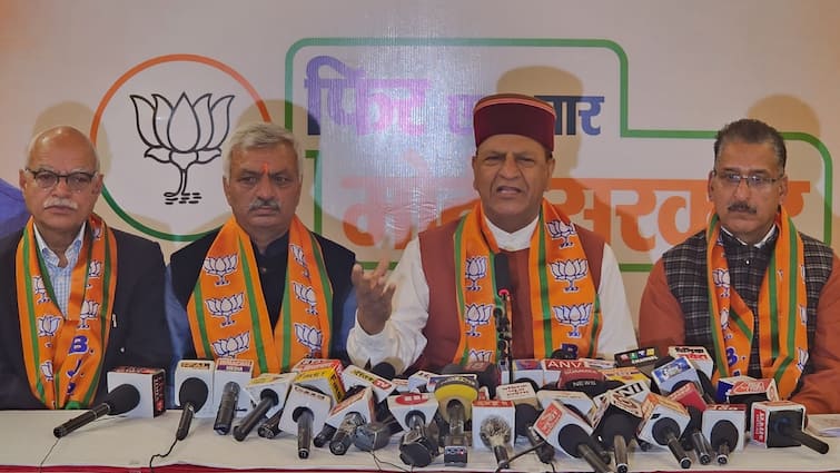 Himachal Pradesh BJP President Rajeev Bindal targets Congress Lok Sabha Election 2024 ann Himachal News: '500 से 50 के नीचे आई कांग्रेस, 30 तक पहुंचेगा आंकड़ा', राजीव बिंदल का निशाना