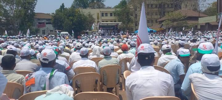 सगळे कारखानादार हातकणंगलेमध्ये काड्या करण्यात सामील असल्याचा आरोप त्यांनी केला.