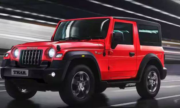 ਮਹਿੰਦਰਾ ਥਾਰ 5-ਡੋਰ SUV ਨੂੰ ਆਰਮਾਡਾ ਨੇਮਪਲੇਟ ਨਾਲ ਭਾਰਤੀ ਬਾਜ਼ਾਰ 'ਚ ਲਾਂਚ ਕੀਤਾ ਜਾ ਸਕਦਾ ਹੈ। ਇਹ 3-ਡੋਰ SUV ਤੋਂ ਜ਼ਿਆਦਾ ਪ੍ਰੀਮੀਅਮ ਕਾਰ ਸਾਬਤ ਹੋ ਸਕਦੀ ਹੈ।