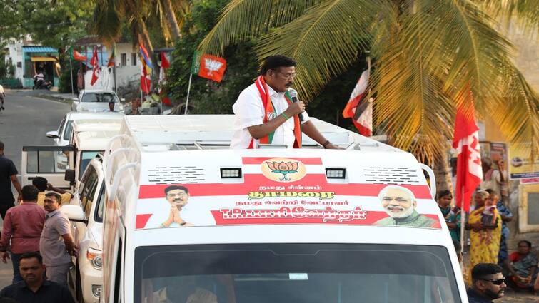 IJK Campaign Parivendhar LOk sabha election 2024 Perambalur Campaign எழுத்தறிவிப்பது கோடி புண்ணியம்.. ஆயிரத்து 200 மாணவர்களை தேர்ந்தெடுத்து பட்டதாரிகளாக்கினேன் - பாரிவேந்தர் பரப்புரை