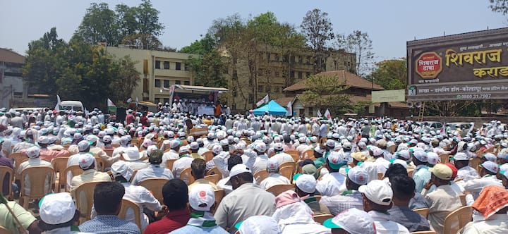 संघटनेतील कार्यकर्त्यांनी उमेदवारी अर्ज मोठ्या प्रमाणावर गर्दी केली होती.