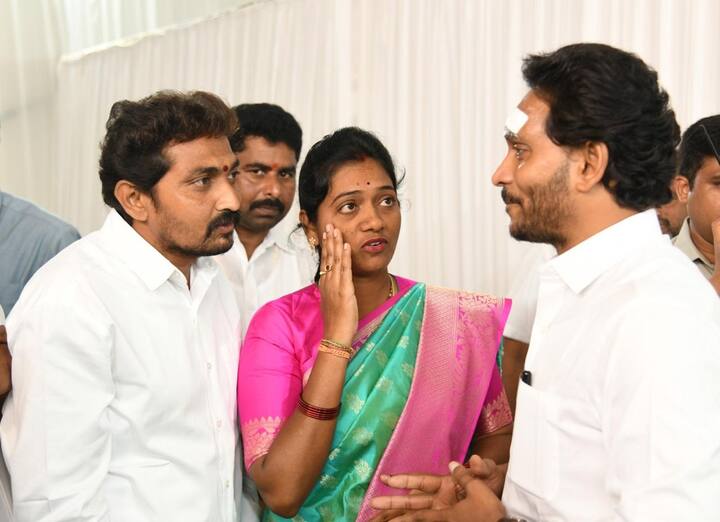 సీఎంను పరామర్శించిన నేతలు