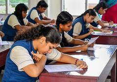 साल में दो बार बोर्ड एग्जाम को लेकर CBSE से मांगा गया प्रस्ताव, जानिए क्या है मामला