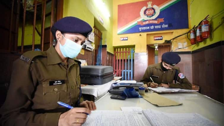 RPF Recruitment 2024 Application Begins For 4,660 Sub-Inspector Constable Posts Direct Link RPF Recruitment 2024: Application Begins For 4,660 Sub-Inspector, Constable Posts; Direct Link