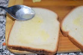 lifestyle health icmr warning of high intake of bread butter and cooking oil can be harmful for health read artical in Gujarati બ્રેડ-બટર અને રસોઈ તેલ તમારા સ્વાસ્થ્યને બગાડી શકે છે, જાણો શા માટે ICMRએ તેમના વિશે ચેતવણી આપી હતી