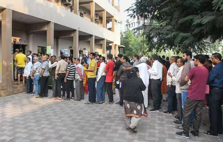 લોકસભા ચૂંટણી માટે પ્રથમ તબક્કાનું મતદાન 19 એપ્રિલે યોજાશે, જેમાં દેશના ઘણા રાજ્યોમાં મતદાન થશે.