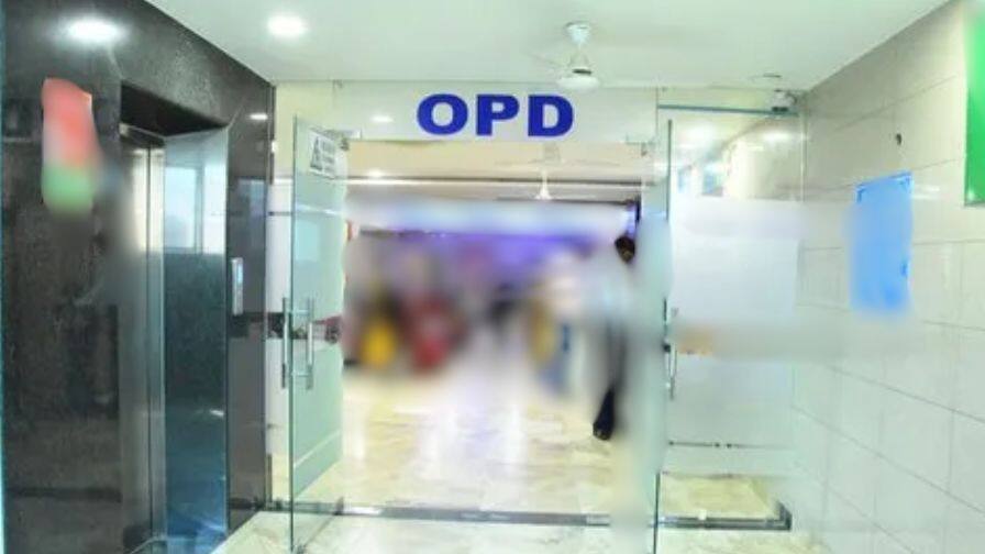 Chandigarh News: ਗਰਮੀਆਂ ਆਉਂਦੇ ਹੀ ਬਦਲ ਗਏ ਹਸਪਤਾਲਾਂ ਤੇ ਡਿਸਪੈਂਸਰੀਆਂ ਦੇ ਟਾਈਮ, ਹੁਣ ਸਵੇਰੇ 8:00 ਵਜੇ ਤੋਂ ਓਪੀਡੀ ਸ਼ੁਰੂ Chandigarh News As soon as summer comes the timings of hospitals and dispensaries have changed Chandigarh News: ਗਰਮੀਆਂ ਆਉਂਦੇ ਹੀ ਬਦਲ ਗਏ ਹਸਪਤਾਲਾਂ ਤੇ ਡਿਸਪੈਂਸਰੀਆਂ ਦੇ ਟਾਈਮ, ਹੁਣ ਸਵੇਰੇ 8:00 ਵਜੇ ਤੋਂ ਓਪੀਡੀ ਸ਼ੁਰੂ