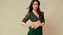 Elli AvrRam Goes Ethnic In A Beautiful Green Lehenga, PICS