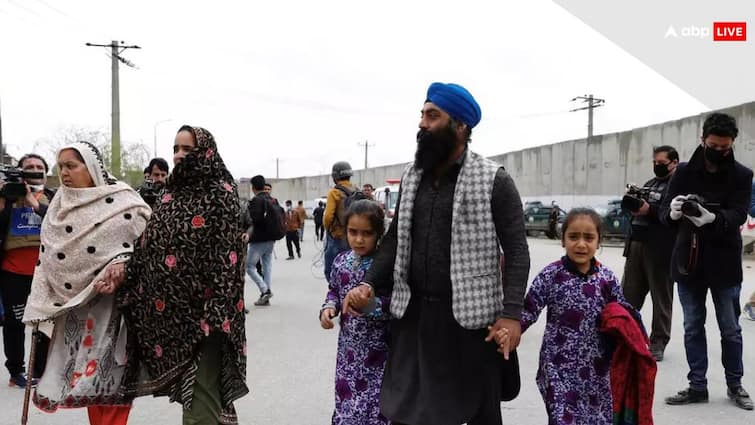 अफगानिस्तान से उजड़े हिंदुओं और सिखों को फिर से बसाएगा तालिबान, छीनी जमीन लौटाने के लिए बनाई कम