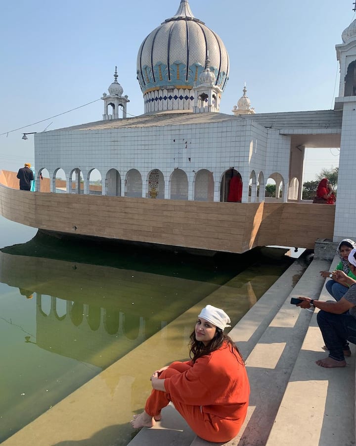 days at Gurudwara, and for capturing Amarjot throughout the film in these stills.