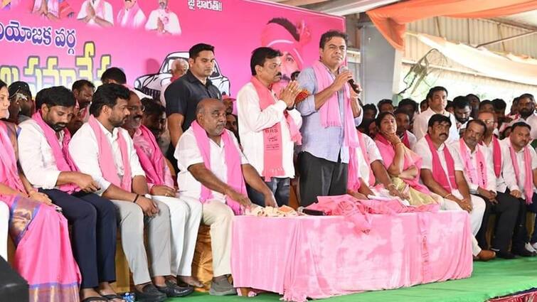 BRS working president KTR makes key comments on Telangana politics in Adilabad KTR News: తెలంగాణ రాజకీయాల్లో త్వరలో పెను మార్పులు, బీజేపీలో చేరనున్న సీఎం - కేటీఅర్ కీలక వ్యాఖ్యలు