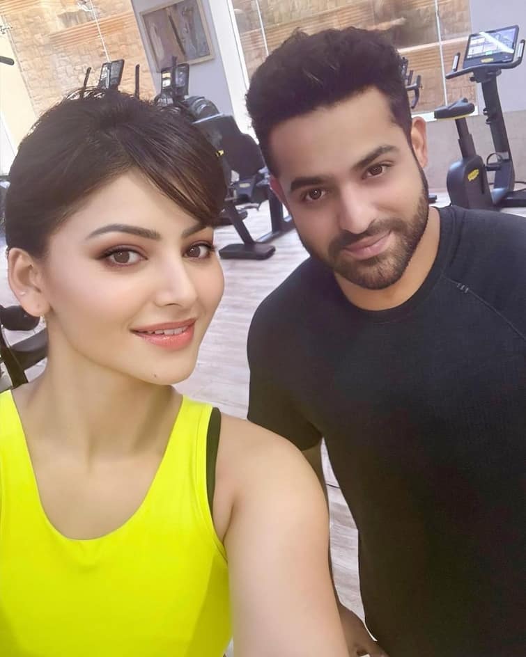 Urvashi Rautela Shares Photo With  NTR Jr With Heavy Filters, Netizens Troll Her Urvashi Rautela Shares Photo With  NTR Jr, Netizens Troll Her For Making Him Unrecognisable With Filters