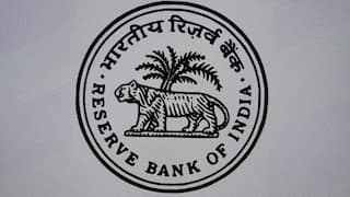 New Loan Rules: வங்கிகளில் கடன் வாங்க திட்டமா? திடீரென விதிகளை மாற்றிய ஆர்பிஐ - அக்டோபர் 1 முதல் அமல்