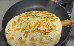 Onion Kulcha : சுவையான வெங்காய குல்ச்சா..தோசைக்கல்லிலே செய்து அசத்துங்கள்!