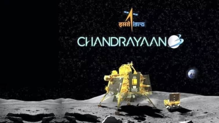 Chandrayaan 3 big Updates News pragyan rover running on the surface of moon sent important information to earth from shivshakti point Chandrayaan 3: ચંદ્રમાની ધરતી પર પ્રજ્ઞાન રૉવરે કર્યો કમાલ, શિવશક્તિ પૉઇન્ટ પરથી ધરતી પર મોકલી મહત્વપૂર્ણ જાણકારી