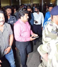 Salman Khan House Firing: ਸਲਮਾਨ ਦੇ ਘਰ ਫਾਇਰਿੰਗ ਕਰਨ ਵਾਲਿਆਂ ਨੂੰ ਭੁਜ ਤੋਂ ਮੁੰਬਈ ਲੈ ਆਈ ਪੁਲਿਸ, ਏਅਰਪੋਰਟ ਤੋਂ ਤਸਵੀਰਾਂ ਵਾਇਰਲ