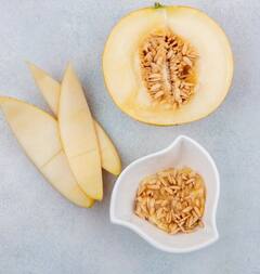 Health News: ਭੁੱਲ ਕੇ ਵੀ ਖਾਣ ਤੋਂ ਬਾਅਦ ਬਾਹਰ ਨਾ ਸੁੱਟੋ ਖਰਬੂਜੇ ਦੇ ਬੀਜ, ਡਾਇਬਿਟੀਜ਼ ਤੋਂ ਲੈ ਕੇ ਭਾਰ ਘਟਾਉਣ ਤੱਕ ਲਾਹੇਵੰਦ