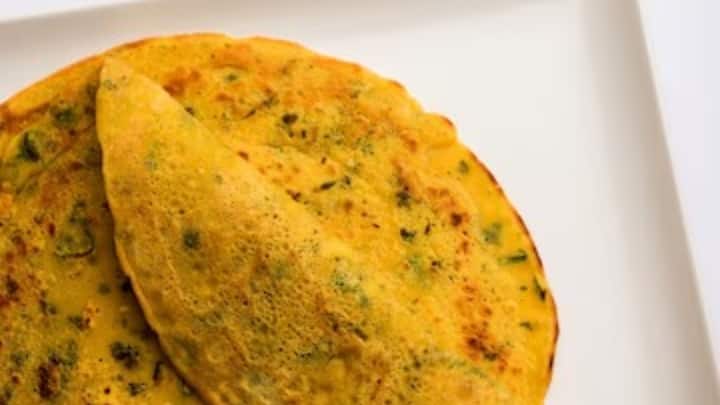 Make Moong dal paratha with this easy and instant recipe Rajasthani Food: रेगुलर पराठे से बिल्कुल अलग और बेहद स्वादिष्ट होते हैं मूंग दाल के पराठे, आप भी करें ट्राई