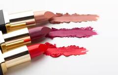 Lipstick Hacks: ਗਰਮੀਆਂ 'ਚ ਤੁਹਾਡੀ ਲਿਪਸਟਿਕ ਹੋ ਜਾਂਦੀ ਖਰਾਬ? ਤਾਂ ਅਪਣਾਓ ਆਹ ਤਰੀਕੇ, ਨਹੀਂ ਹੋਵੇਗੀ ਪਰੇਸ਼ਾਨੀ