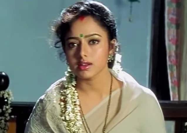 1993ம் ஆண்டு வெளியான 'பொன்னுமணி' படத்தின் மூலம் தமிழ் சினிமாவில் அறிமுகமானார். அப்படத்தில் இடம்பெற்ற 'நெஞ்சுக்குள்ளே இன்னாருன்னு சொன்னால் தெரியுமா...' இன்றும் பிரபலமாக இருக்கும் எவர்கிரீன் பாடல்.