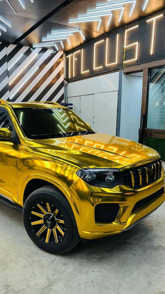महिंद्रा स्कॉर्पियो N का बदला रंग, Golden Guys के रंग में रंगी कार