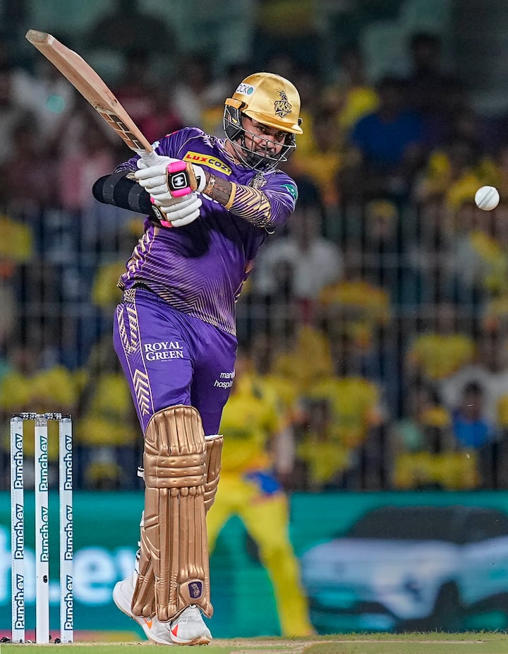 But while playing in Kolkata Knight Riders, Narine got a new identity as a batsman.  Narine bats opening for KKR.