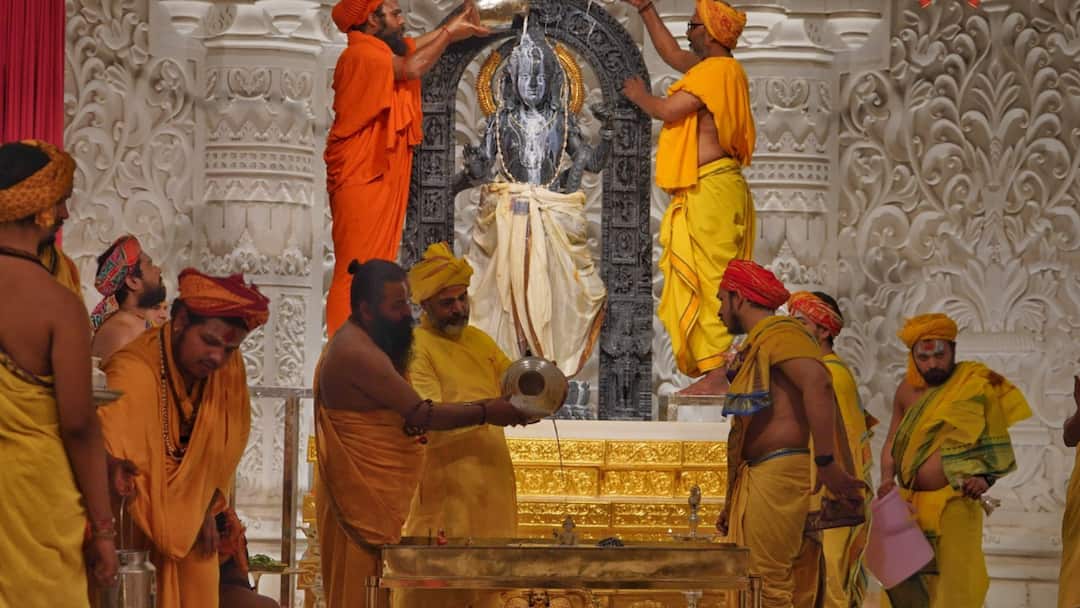 Ram Navami 2024: Ayodhya Ram Mandir Gets Ready For Ram Lalla's Surya Tilak, Know Science Behind The Sun Ray Apparatus Ayodhya Ram Mandir Ram Navami 2024 Ram Lalla's Surya Tilak Surya Abhishek Sun Ray Apparatus Ram Navami 2024: Ayodhya Ram Mandir Gets Ready For Ram Lalla's Surya Tilak, Know Science Behind The Sun Ray Apparatus