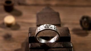 Fashion Tips: असली और नकली सिल्वर ज्वैलरी के बीच कैसे करें अंतर? यहां से लें टिप्स