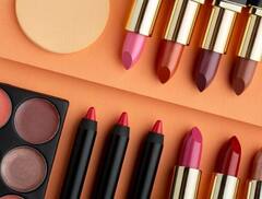 Lipstick Hacks: ਗਰਮੀਆਂ 'ਚ ਤੁਹਾਡੀ ਲਿਪਸਟਿਕ ਹੋ ਜਾਂਦੀ ਖਰਾਬ? ਤਾਂ ਅਪਣਾਓ ਆਹ ਤਰੀਕੇ, ਨਹੀਂ ਹੋਵੇਗੀ ਪਰੇਸ਼ਾਨੀ