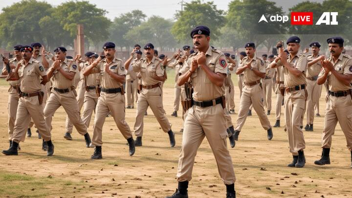 Sarkari Naukri: इस राज्य में पुलिस कॉन्सटेबल के बंपर पदों पर भर्ती चल रही है. कुछ ही दिनों में आवेदन करने की लास्ट डेट आ जाएगी. अब तक न भरा हो तो अब भर दें फॉर्म. जरूरी डिटेल यहां साझा किए जा रहे हैं.